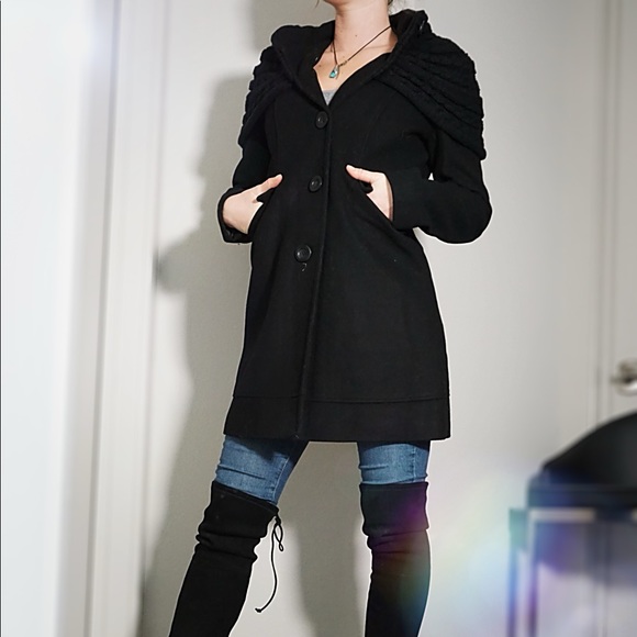 Leila Coat - Picture 5 of 6